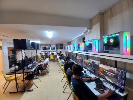 عکس گیم نت ایرانو