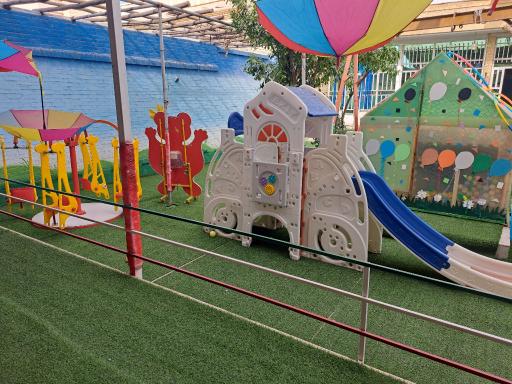 عکس کودکستان شکوفه های خندان