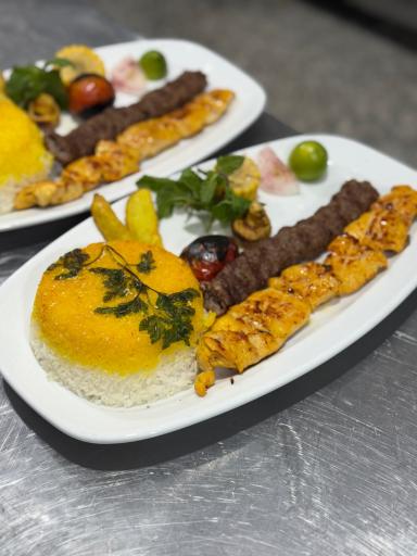 عکس رستوران گردان الیگودرز کافه رستوران رویال