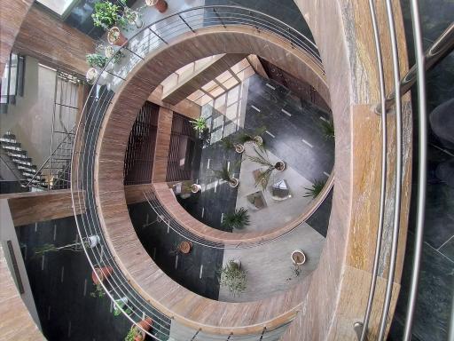 عکس دانشکده منابع طبیعی