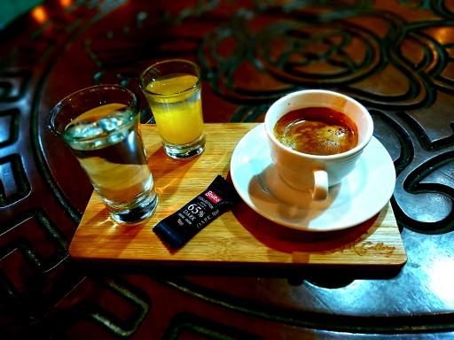 عکس کافه سولار