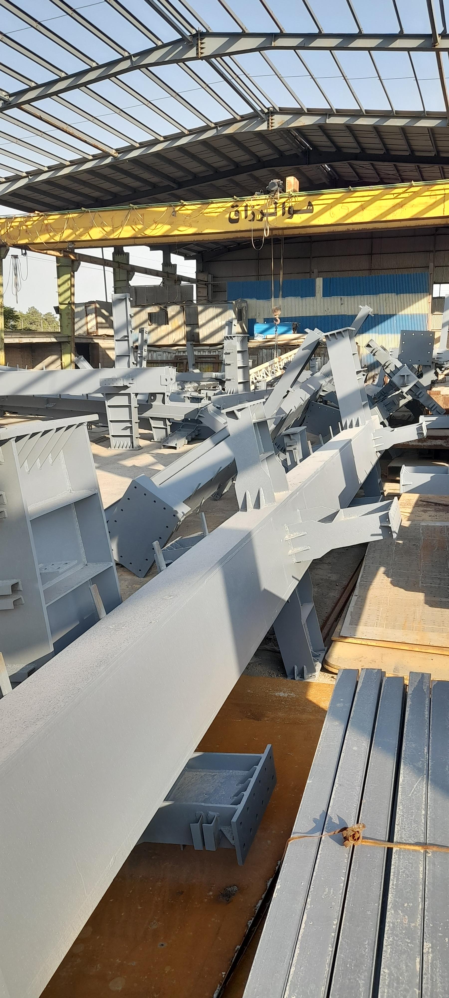 عکس کارگاه سندبلاست و رنگ زینالی