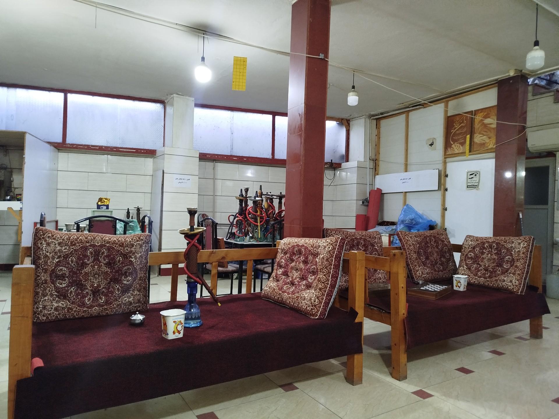 عکس قهوه خانه پوریا ولی