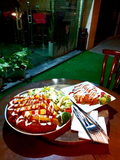 عکس کافه سولار