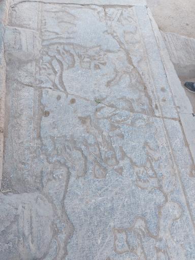 عکس قلعه تاریخی ضرغام السلطنه فرادنبه