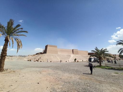 عکس عمارت کلاه فرنگی ارگ بم