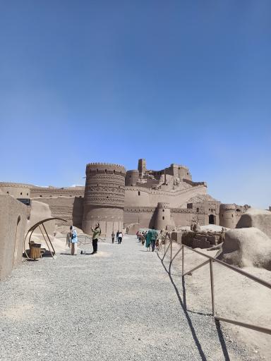 عکس عمارت کلاه فرنگی ارگ بم