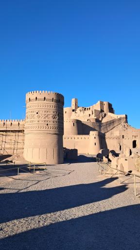 عکس عمارت کلاه فرنگی ارگ بم