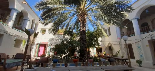 عکس اقامتگاه بومگردی سرای تاریخی بهروزیان