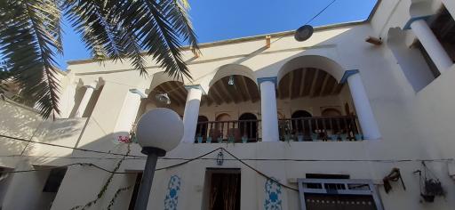 عکس اقامتگاه بومگردی سرای تاریخی بهروزیان