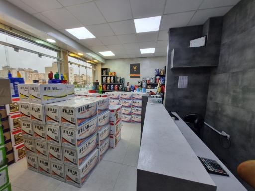 عکس فروشگاه روغن موتور و فیلتر براتی