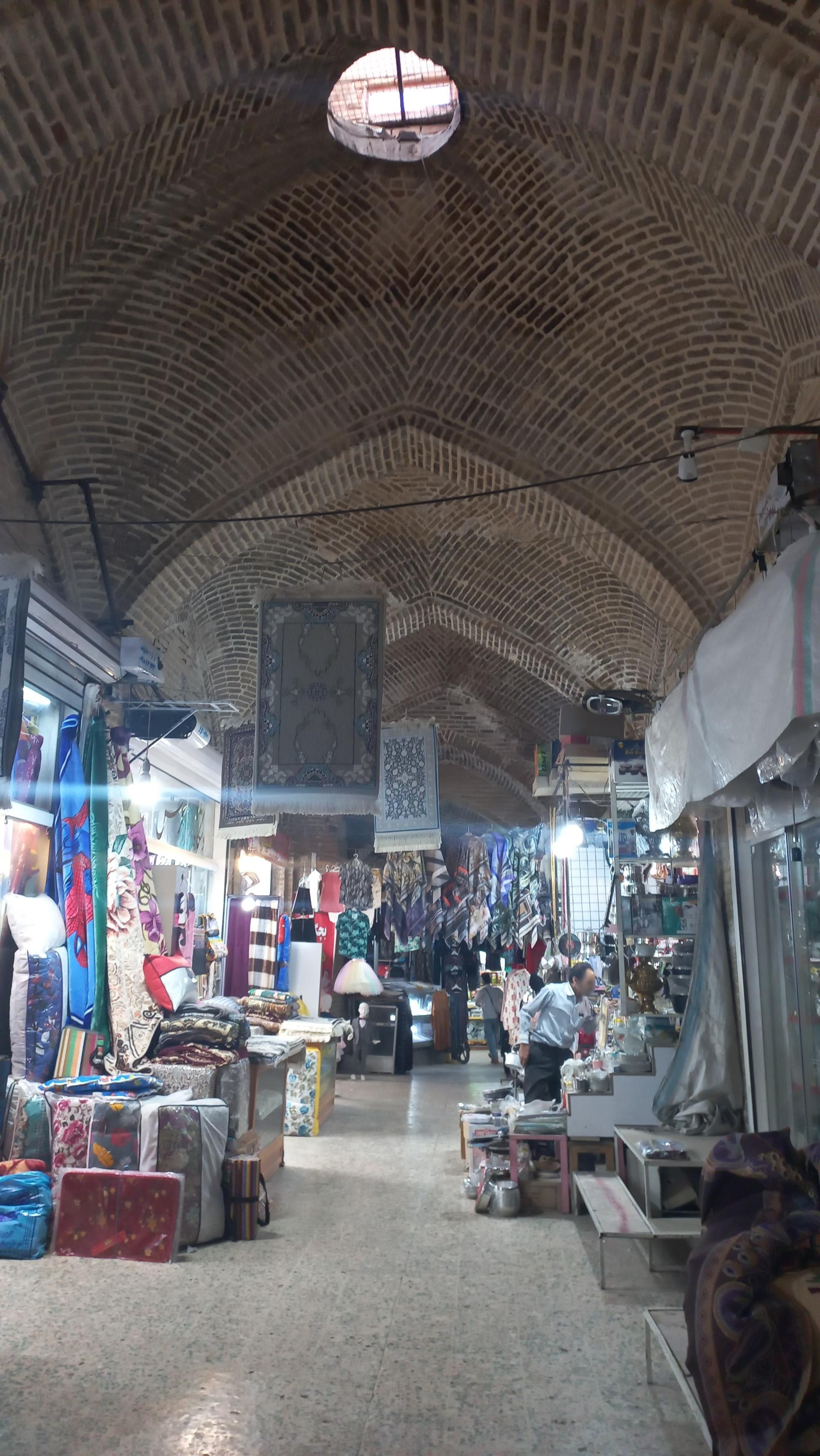 عکس بازار تاریخی تویسرکان