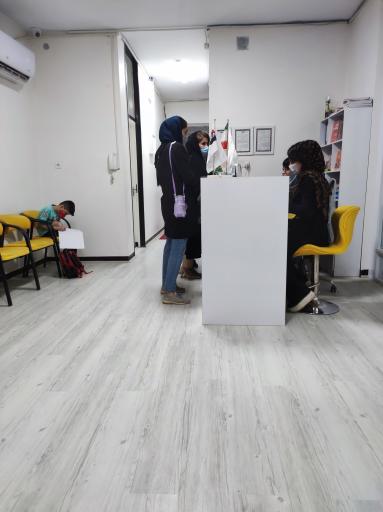 عکس مرکز زبان آوا (زبانکده)