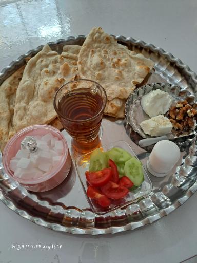 عکس کافه صبحانه ایرونی