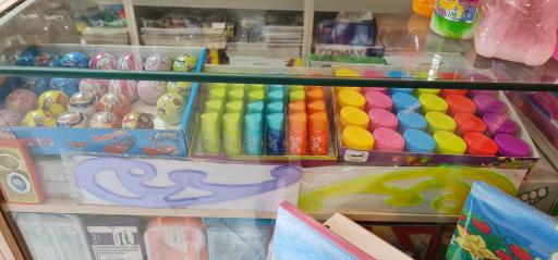 عکس نوشت افزار مجید