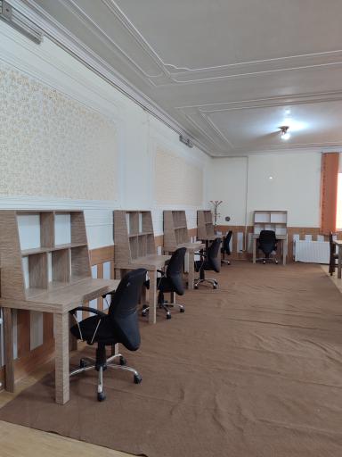 عکس سالن مطالعه المهدی 