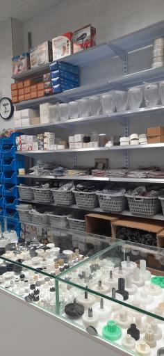 عکس فروشگاه ربیعی