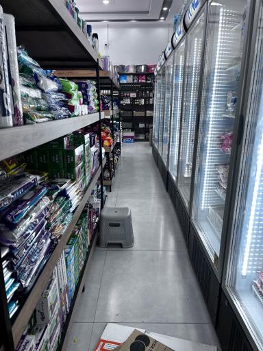 عکس هایپرمارکت راما