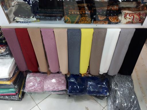 عکس شال روسری سنتی چهارقد