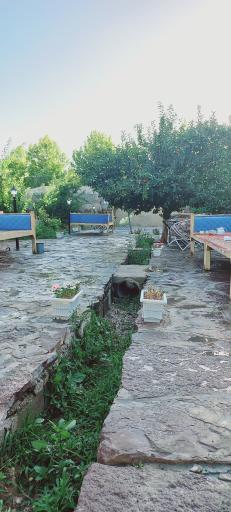 عکس باغ رستوران شمرون