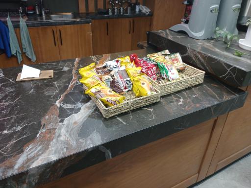 عکس کافی شاپ انار