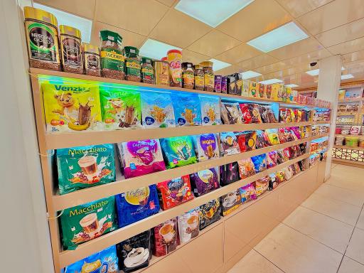 عکس فروشگاه شکلات