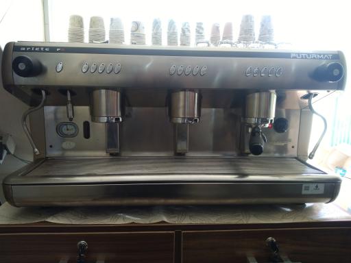 عکس هایپرمارکت بابا علی