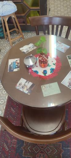 عکس کافه صبحانه فرنگیس