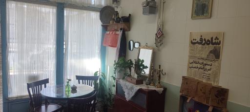 عکس کافه صبحانه فرنگیس