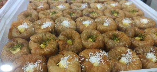 عکس نان شیرینی کاوه