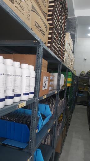 عکس فروشگاه زنبورافزار