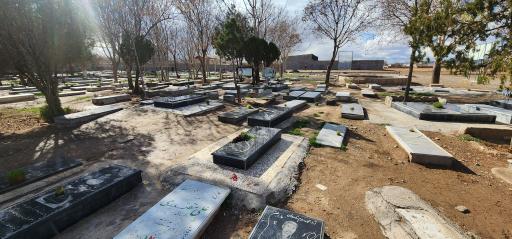 عکس آرامستان و گلزار شهدای سردارآباد