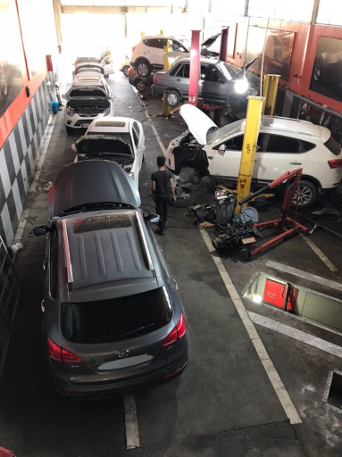 عکس تعمیرگاه چین تکنیک