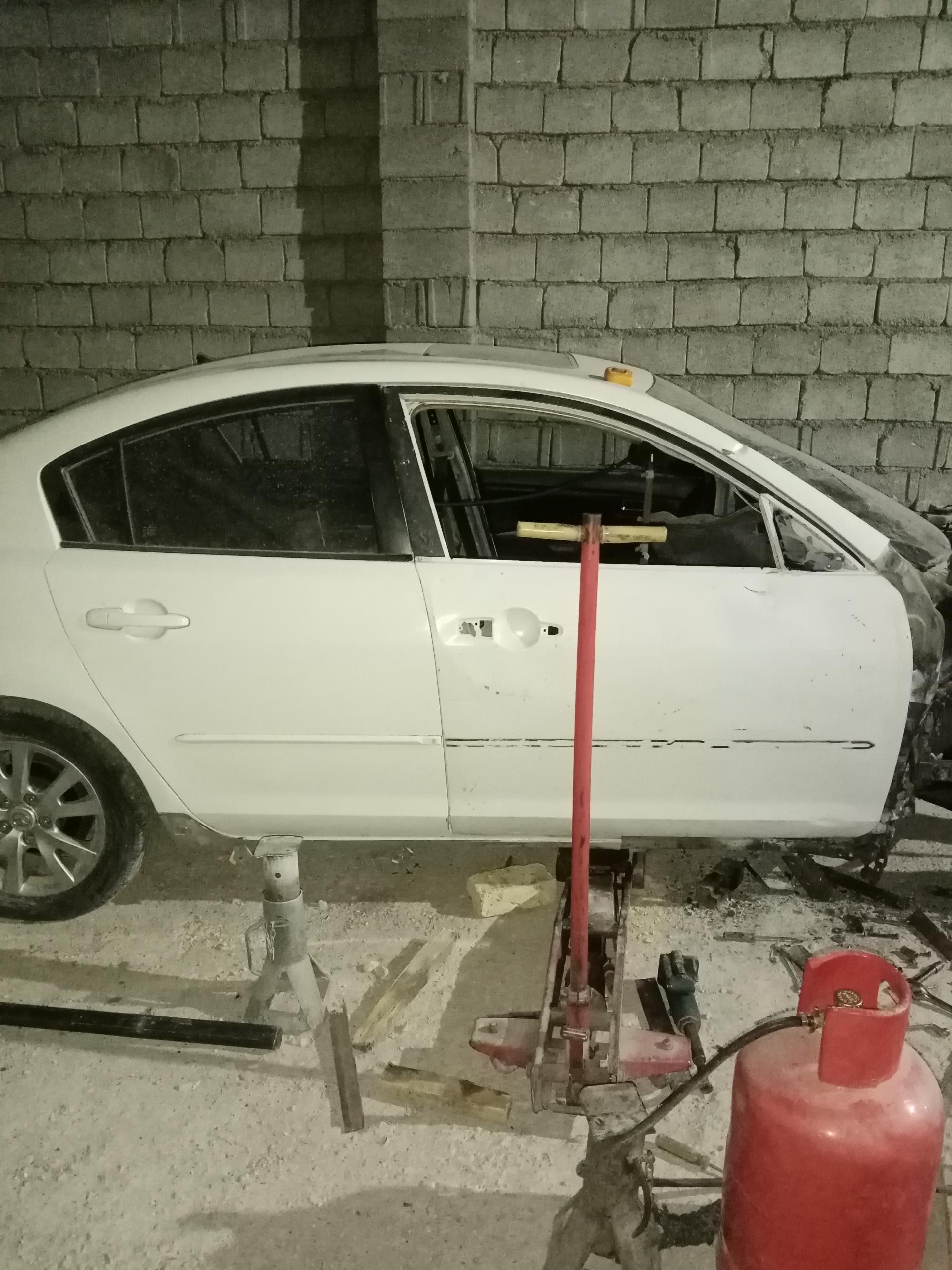 عکس صافکاری وبازسازی اتومبیل ایرانیان