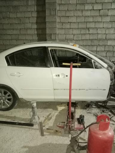 عکس صافکاری وبازسازی اتومبیل ایرانیان