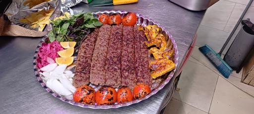عکس کباب ساطوری یاس بناب