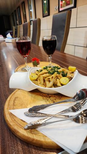 عکس رستوران سنتی آقا مشتی