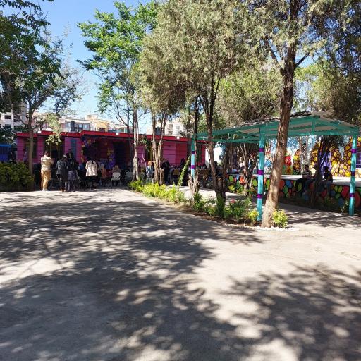 عکس دبستان  غیردولتی دخترانه هوش برتر 