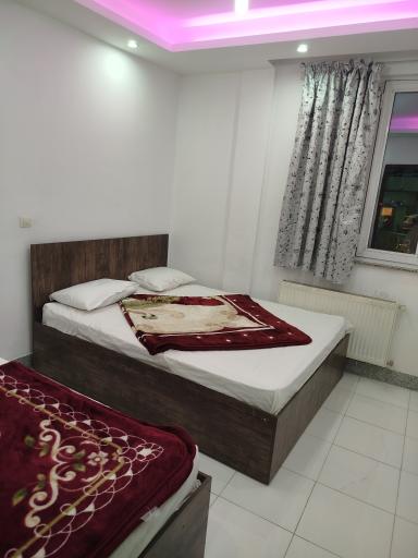 عکس هتل طاها