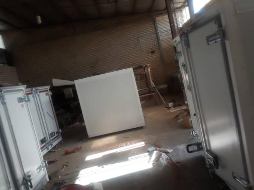 عکس صنایع فلزی و برودتی دیاموند