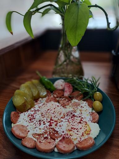 عکس کافه صبحانه ترخون