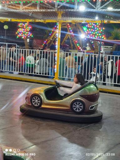 عکس زمین بازی کودکان