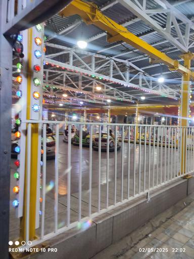 عکس زمین بازی کودکان