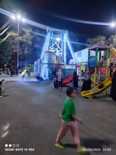 عکس زمین بازی کودکان