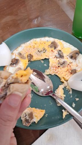 کافه صبحانه ترخون