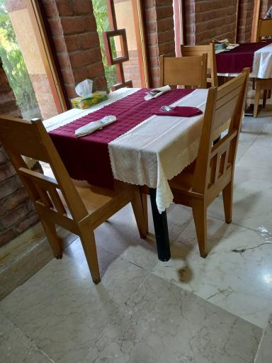 عکس تالار بزرگمهر