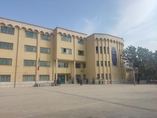 عکس هنرستان پسرانه صرامی