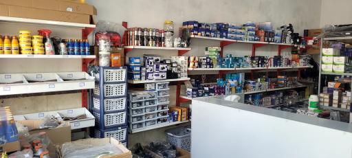 عکس لوازم یدکی علی سفیری