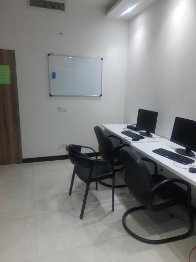 عکس آموزشگاه رایاکوشا