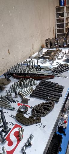 عکس تعمیرگاه توکیو